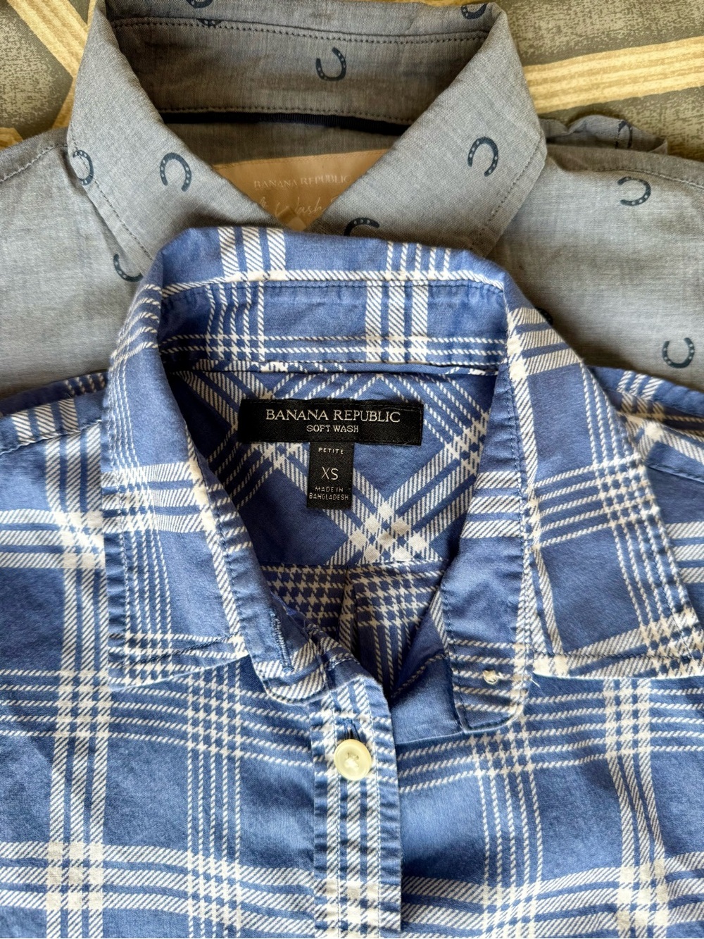 Banana Republic Petite Button-Down Shirt Bundle (PXS, 0P, 00P) - Picture 4 of 16